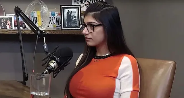 MIA_KHOLIFA_10_10_23